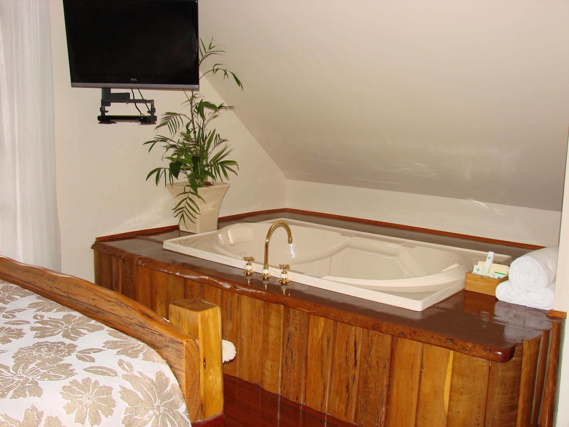 Clarence River Bed & Breakfast Графтон Экстерьер фото
